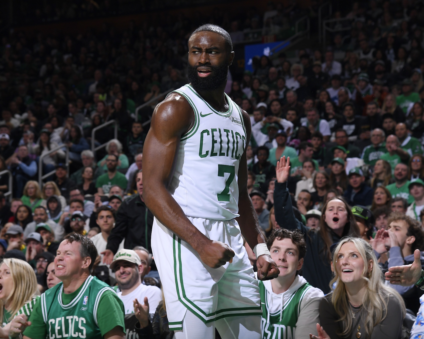 杰伦-布朗：团队领袖各司其职，我以激励发声为己任