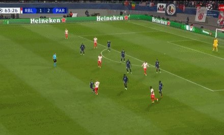 【欧冠】维纳尔杜姆2球 巴黎圣日耳曼遭莱比锡绝平