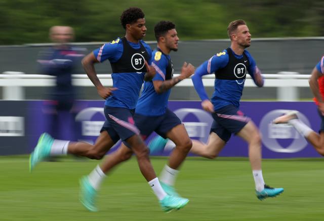 开云APP-【英格兰队观察】首战在即，索斯盖特依然问号一箩筐