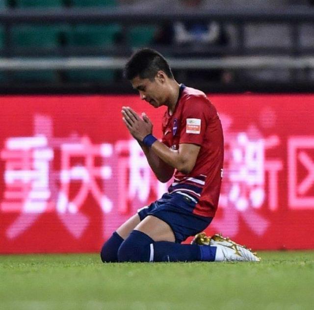 开云-【中超】让二追三上演惊天逆转 重庆3比2胜9人河南