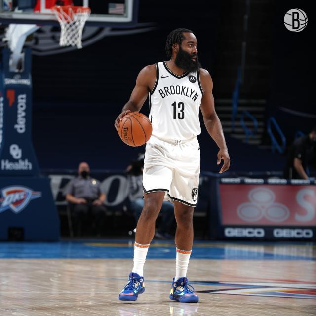 kaiyun-NBA最新夺冠赔率：湖人继续领跑 篮网快艇分列二三