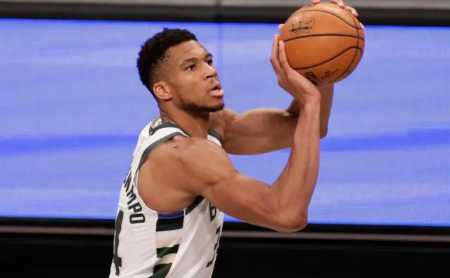 kaiyun-NBA最新夺冠赔率：湖人继续领跑 篮网快艇分列二三