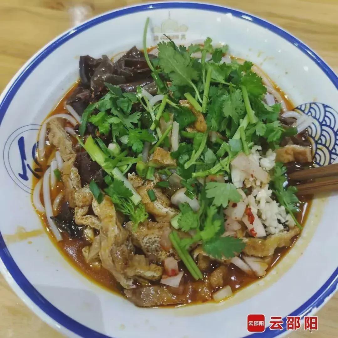 kaiyun-邵阳队VS大湾区湖南人队，这不只是一场比赛，更是一次家人的团圆